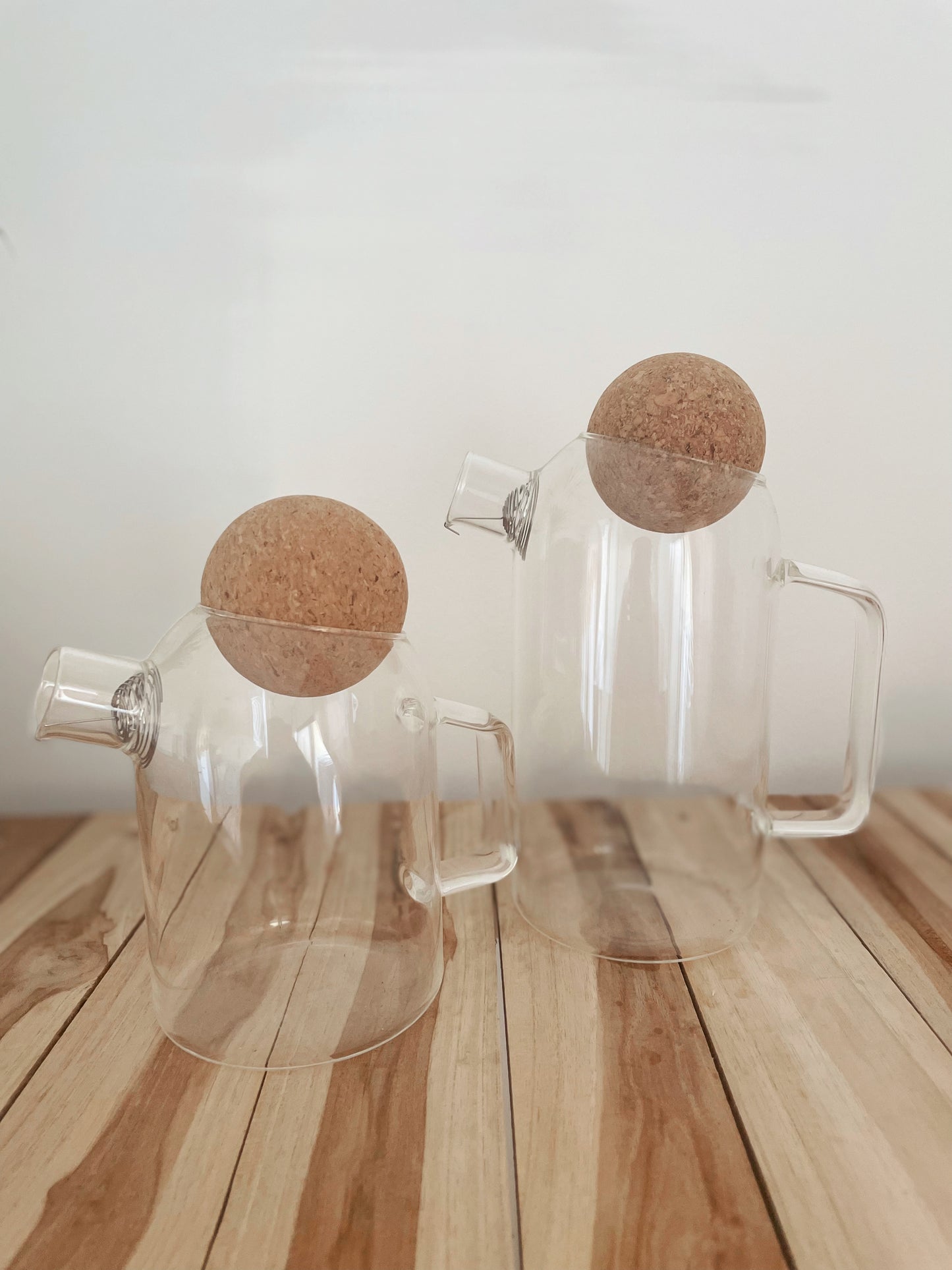 MINIMALIST TEA GLASS BOTTLES-bohokingdom-boho,bohochic,bohodeco,bohodecor,glassbottle,homedecor,tableware